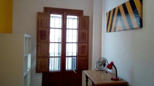 Rooms in El Fontanal - photo 3