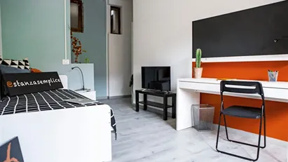 Room for rent in Verona, Veneto