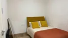 Room for rent, Cornellà de Llobregat, Cataluña, &lt;span class=&quot;blurred street&quot; onclick=&quot;ProcessAdRequest(13977691)&quot;&gt;&lt;span class=&quot;hint&quot;&gt;See streetname&lt;/span&gt;[xxxxxxxxxxxxx]&lt;/span&gt;