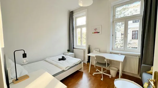 Rooms in Wien Neubau - photo 1