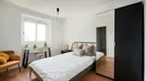 Room for rent, Lisbon (region), &lt;span class=&quot;blurred street&quot; onclick=&quot;ProcessAdRequest(7744128)&quot;&gt;&lt;span class=&quot;hint&quot;&gt;See streetname&lt;/span&gt;[xxxxxxxxxxxxx]&lt;/span&gt;