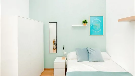 Rooms in Valencia L'Eixample - photo 2