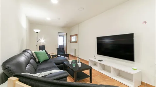 Rooms in Cerdanyola del Vallès - photo 10