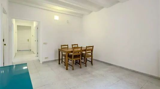 Rooms in Barcelona Ciutat Vella - photo 5