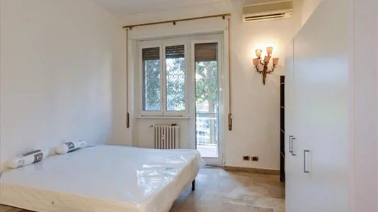 Rooms in Roma Municipio IX – EUR - photo 1