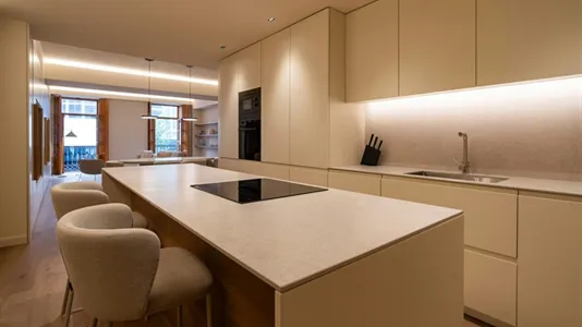 Apartments in Valencia L'Eixample - photo 8