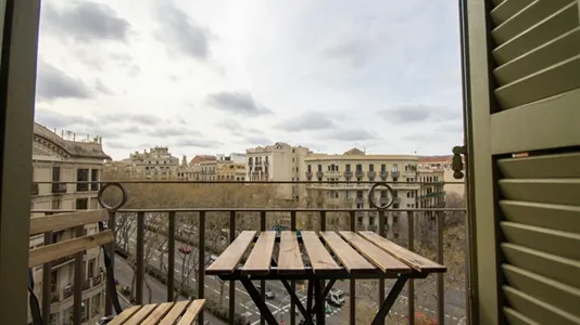 Rooms in Barcelona Eixample - photo 6