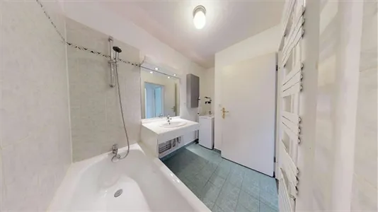 Rooms in Lyon - photo 9