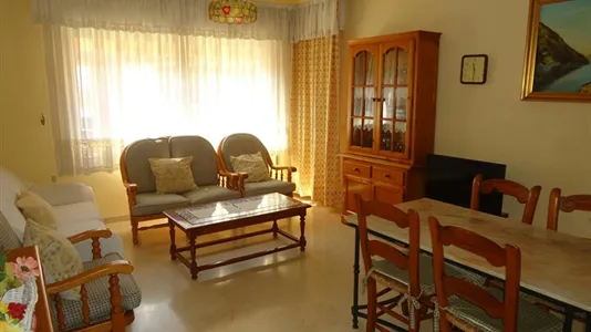 Rooms in Córdoba - photo 9