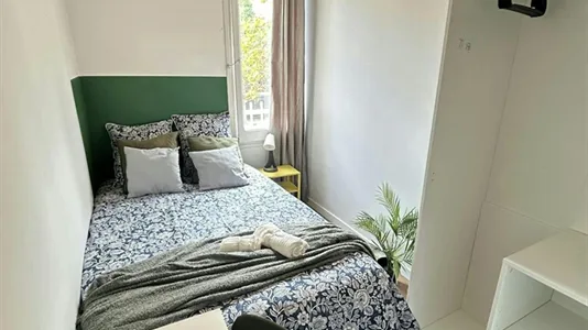 Rooms in Barcelona Sants-Montjuïc - photo 1
