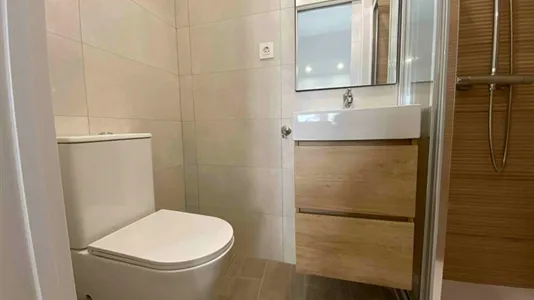 Rooms in Madrid Centro - photo 4