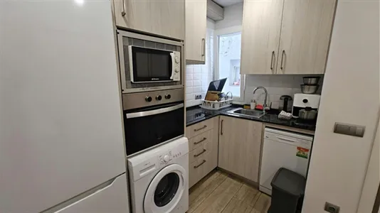 Rooms in Madrid San Blas - photo 9