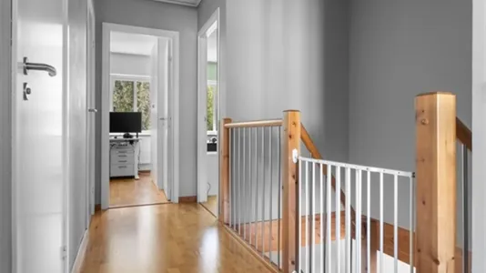 Houses in Botkyrka - photo 7