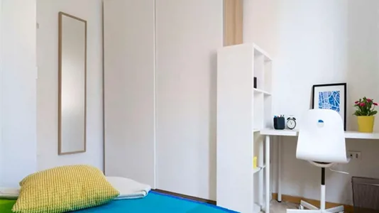 Rooms in Milano Zona 6 - Barona, Lorenteggio - photo 2