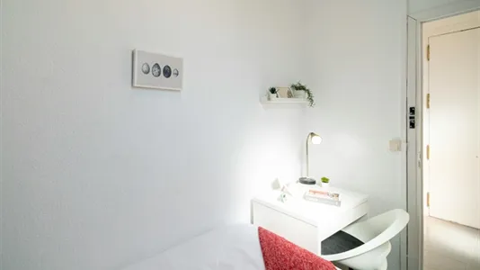 Rooms in Valencia L'Eixample - photo 4