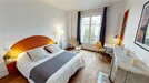 Room for rent, Paris 16ème arrondissement (South), Paris, &lt;span class=&quot;blurred street&quot; onclick=&quot;ProcessAdRequest(10963899)&quot;&gt;&lt;span class=&quot;hint&quot;&gt;See streetname&lt;/span&gt;[xxxxxxxxxxxxx]&lt;/span&gt;