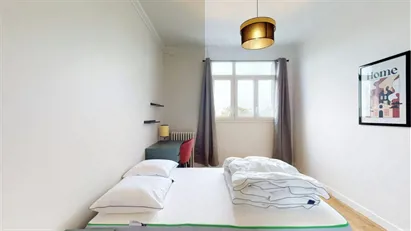 Room for rent in Nanterre, Île-de-France
