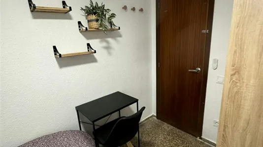 Rooms in Tavernes Blanques - photo 3