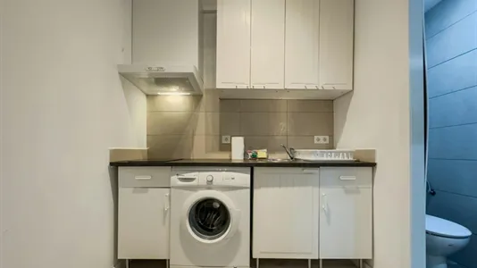 Apartments in Barcelona Eixample - photo 5