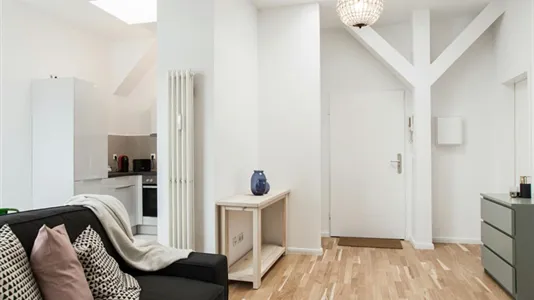 Apartments in Berlin Mitte - photo 4