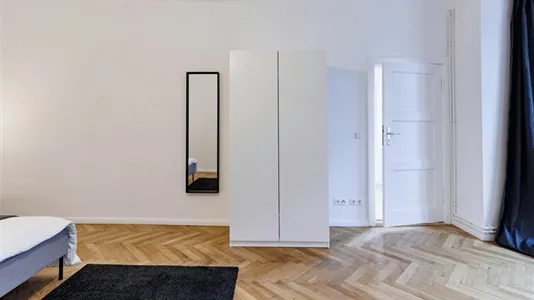 Apartments in Location is not specified - photo 6