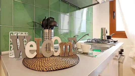 Rooms in Roma Municipio XIV – Monte Mario - photo 10