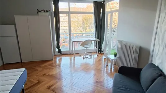 Rooms in Bilbao - photo 1