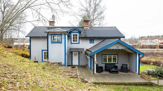 Houses in Flen - photo 1