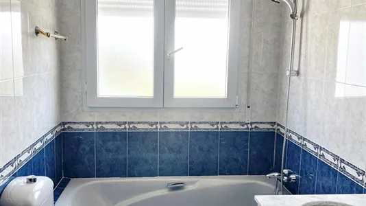 Rooms in Madrid Hortaleza - photo 9