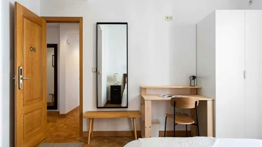 Rooms in Madrid Chamberí - photo 9