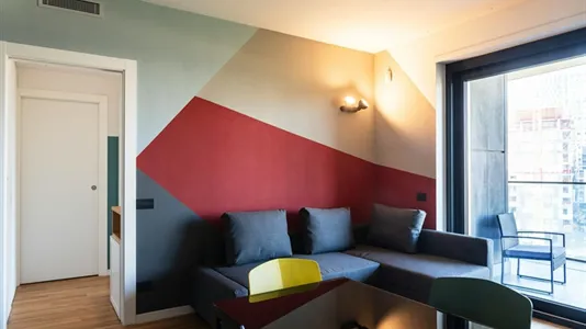 Apartments in Milano Zona 8 - Fiera, Gallaratese, Quarto Oggiaro - photo 7