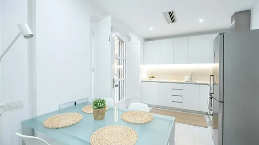 Apartments in Barcelona Ciutat Vella - photo 10