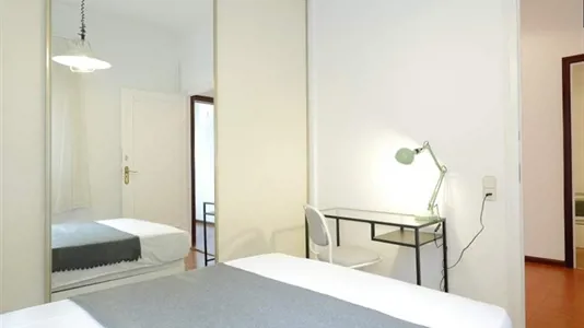 Rooms in Barcelona Les Corts - photo 2