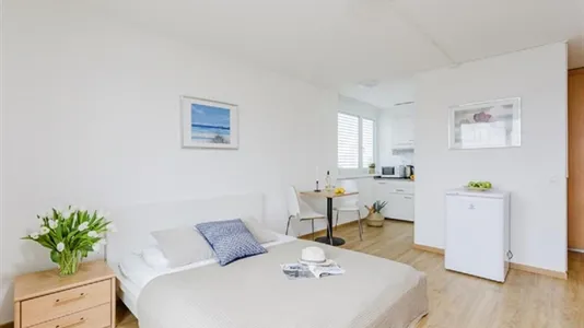 Apartments in Zürich Distrikt 11 - photo 4