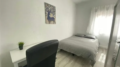 Room for rent in Adaro, Comunidad de Madrid