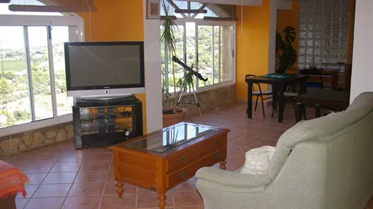 Houses in Gilet - photo 8