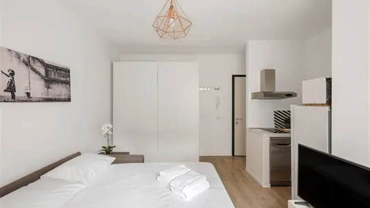 Apartments in Milano Zona 5 - Vigentino, Chiaravalle, Gratosoglio - photo 9