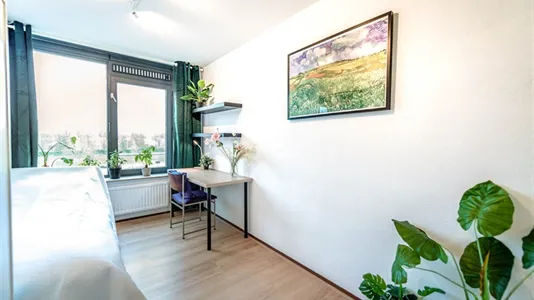 Rooms in Capelle aan den IJssel - photo 4