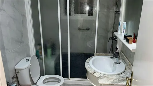 Rooms in Barcelona Eixample - photo 7