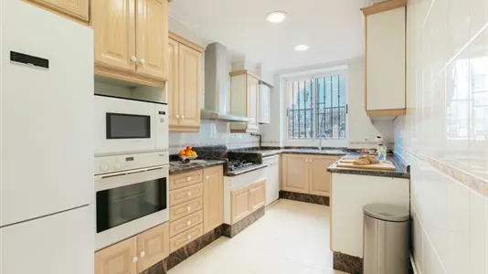 Rooms in Valencia L'Eixample - photo 8