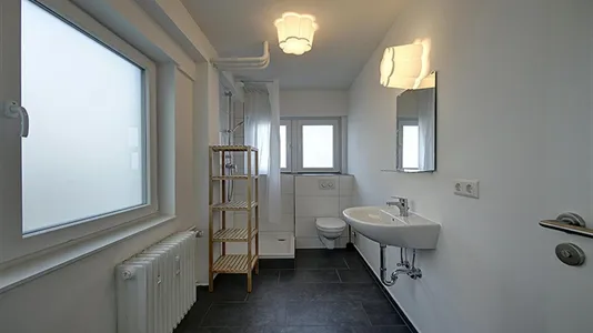 Rooms in Stuttgart-Mitte - photo 5