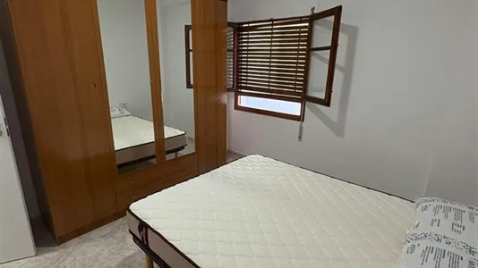 Rooms in Castellón de la Plana/Castelló de la Plana - photo 1