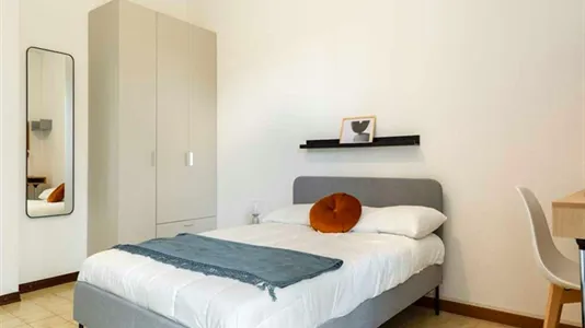 Rooms in Milano Zona 7 - Baggio, De Angeli, San Siro - photo 4