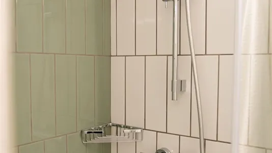 Rooms in Barcelona Sant Martí - photo 5