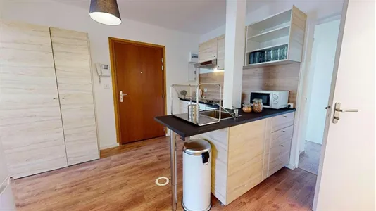 Rooms in Lyon - photo 5