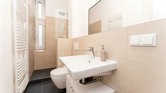 Rooms in Berlin Neukölln - photo 9