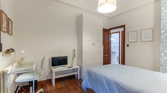 Rooms in Bilbao - photo 5