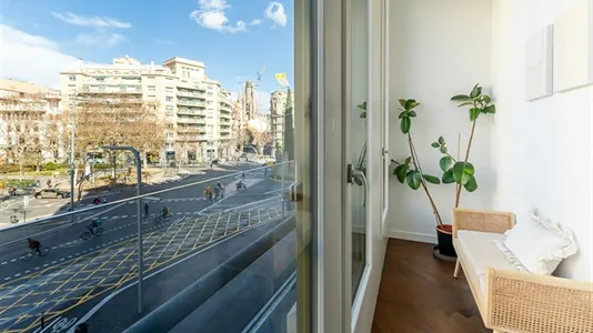 Apartments in Barcelona Eixample - photo 4