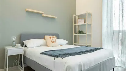 Room for rent in Milano Zona 5 - Vigentino, Chiaravalle, Gratosoglio, Milan