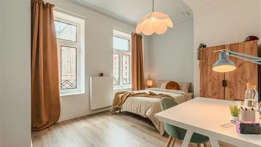Rooms in Brussels Sint-Joost-ten-Node - photo 2